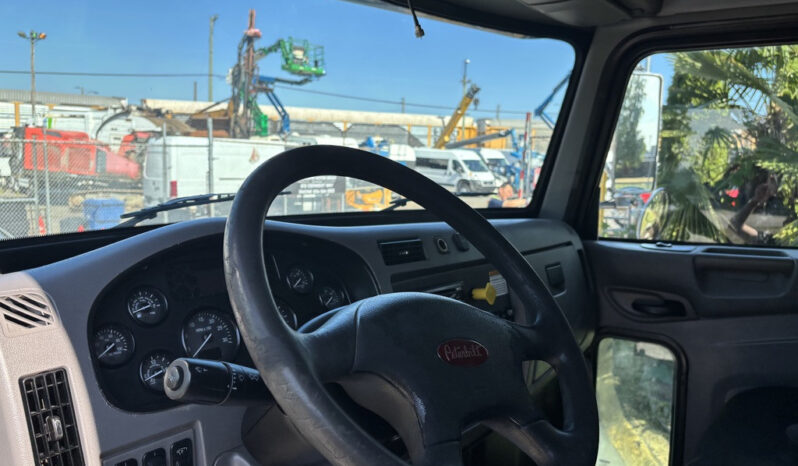 
								2015 Peterbilt 337 full									