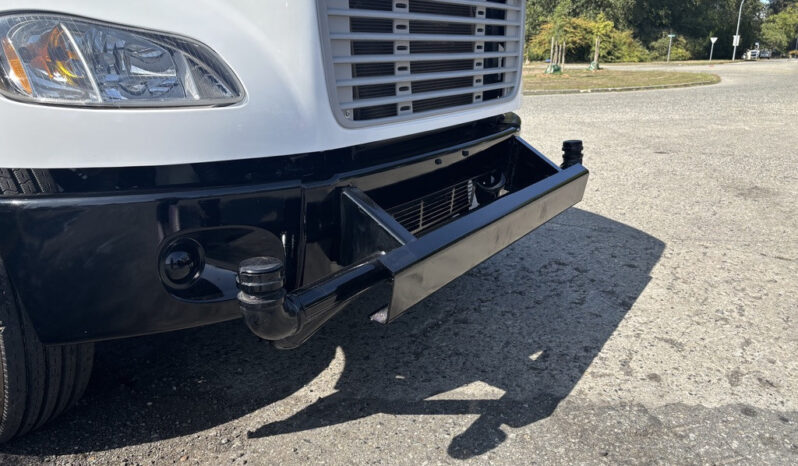 
								2014 Freightliner M2 106 full									