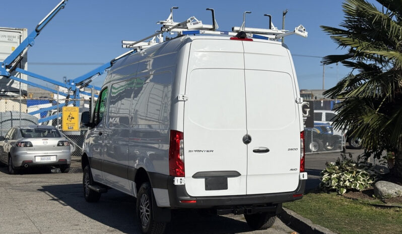 
								2023 Mercedes-Benz Sprinter full									