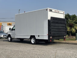 
										2008 Ford E-350 full									