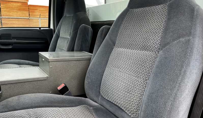 
								2001 Ford F-450 Super Duty full									