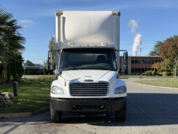 
										2012 Freightliner M2 106 full									