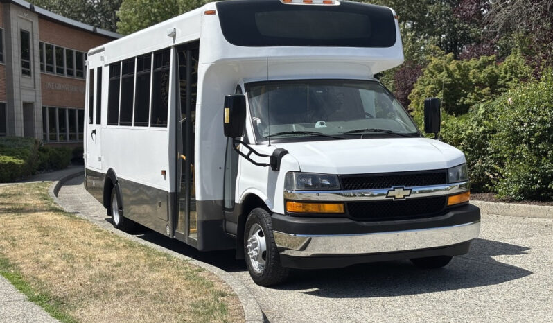 
								2020 Chevrolet Express 4500 full									