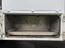 
										2005 Freightliner M2 106 full									