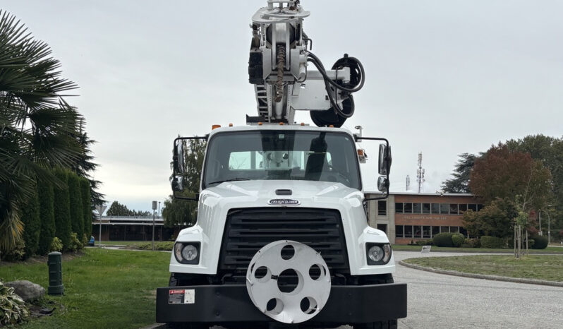 
								2013 Freightliner 114SD full									