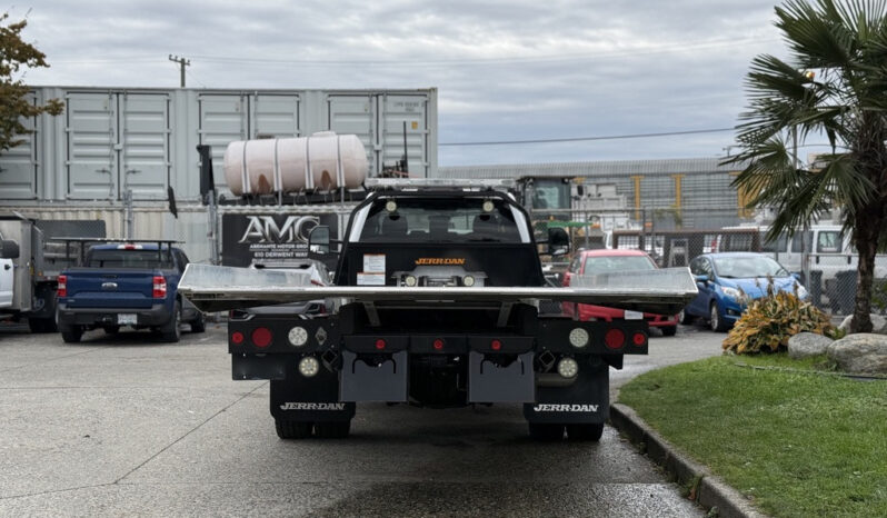 
								2022 Ford F600 full									