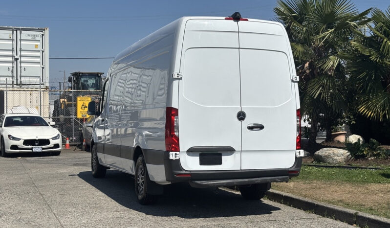
								2019 Mercedes-Benz Sprinter full									