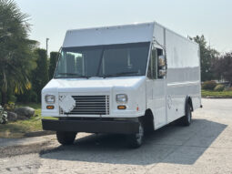 
										2018 Ford E-450 Super Duty full									