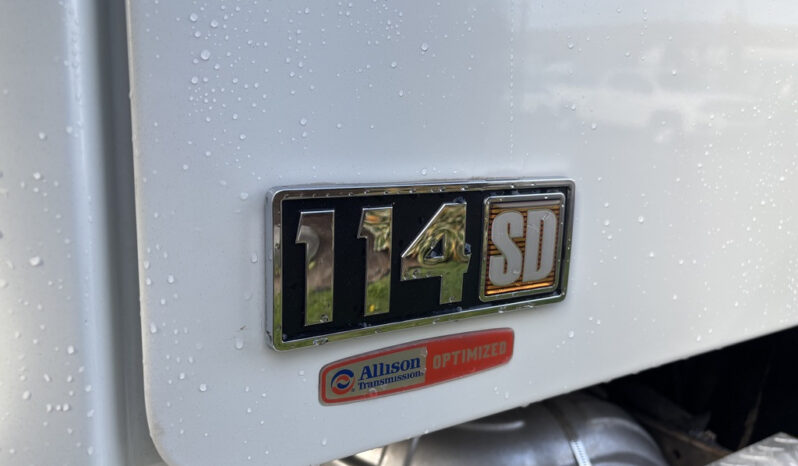 
								2013 Freightliner 114SD full									