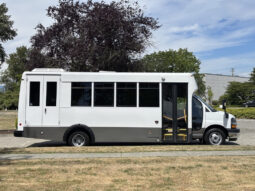 
										2020 Chevrolet Express 4500 full									